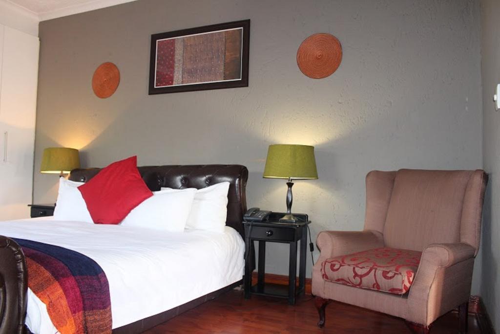 Flamboyant Guest Lodge Johannesburg Esterno foto