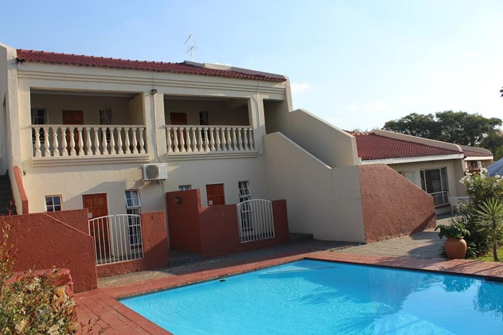 Flamboyant Guest Lodge Johannesburg Esterno foto